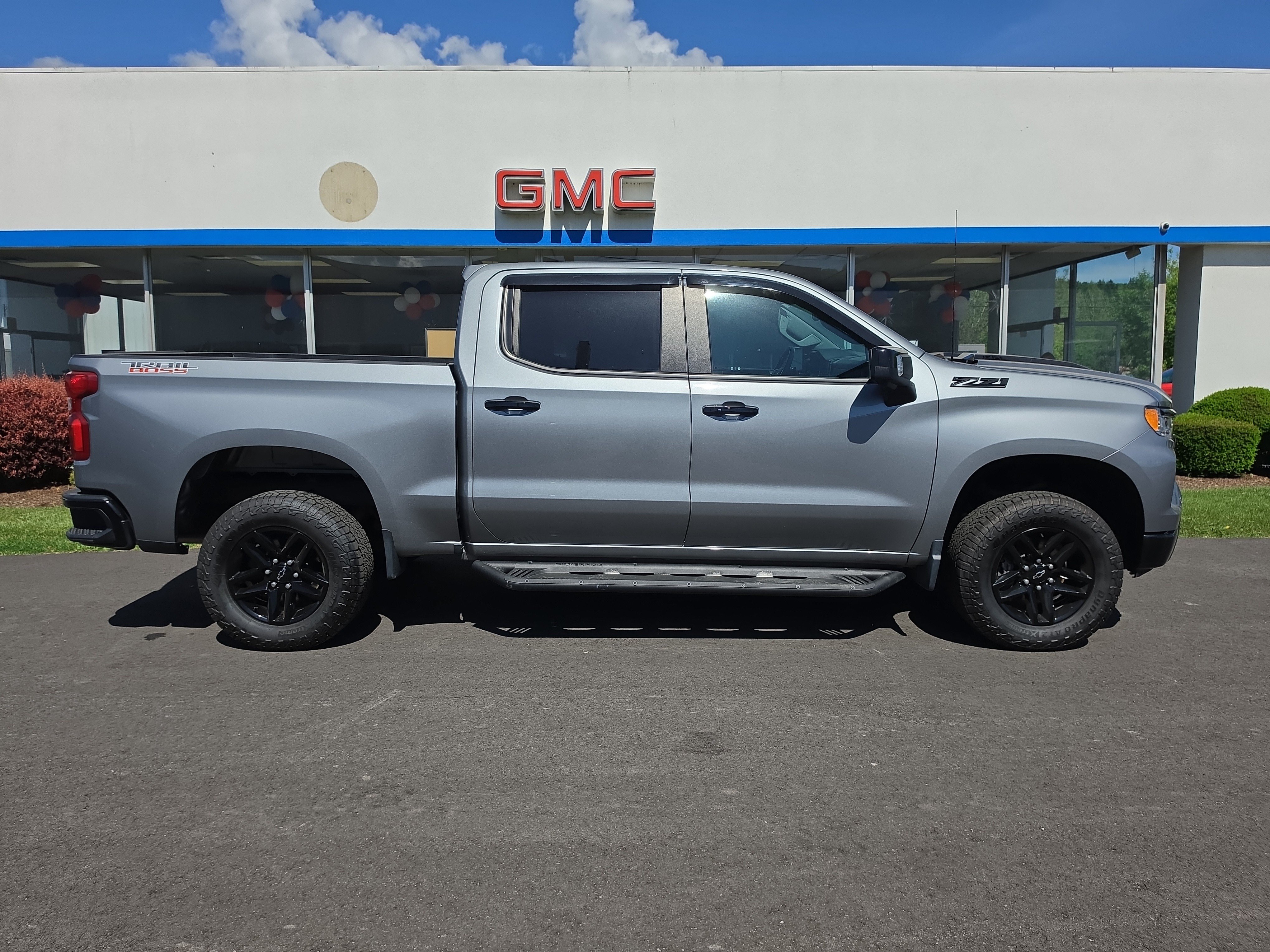 Used 2024 Chevrolet Silverado 1500 LT Trail Boss w/ Convenience Package II AWD/4WD video 2