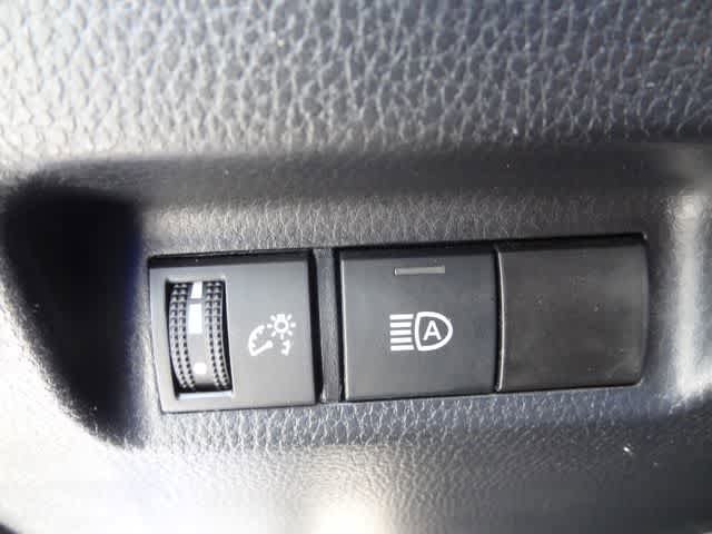 Certified 2024 Toyota RAV4 XLE FWD image 15