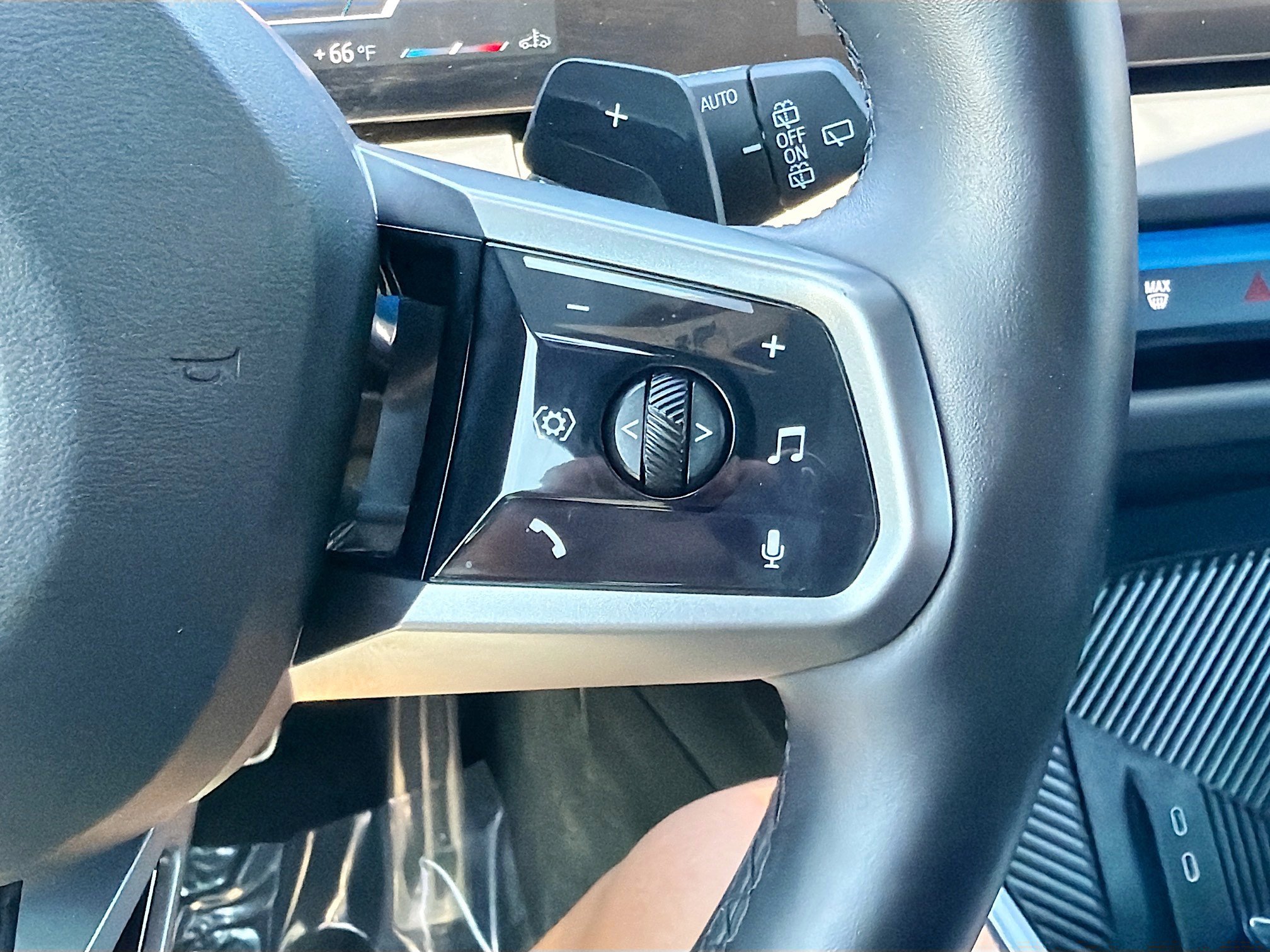 Used 2025 BMW X3 xDrive30i image 37