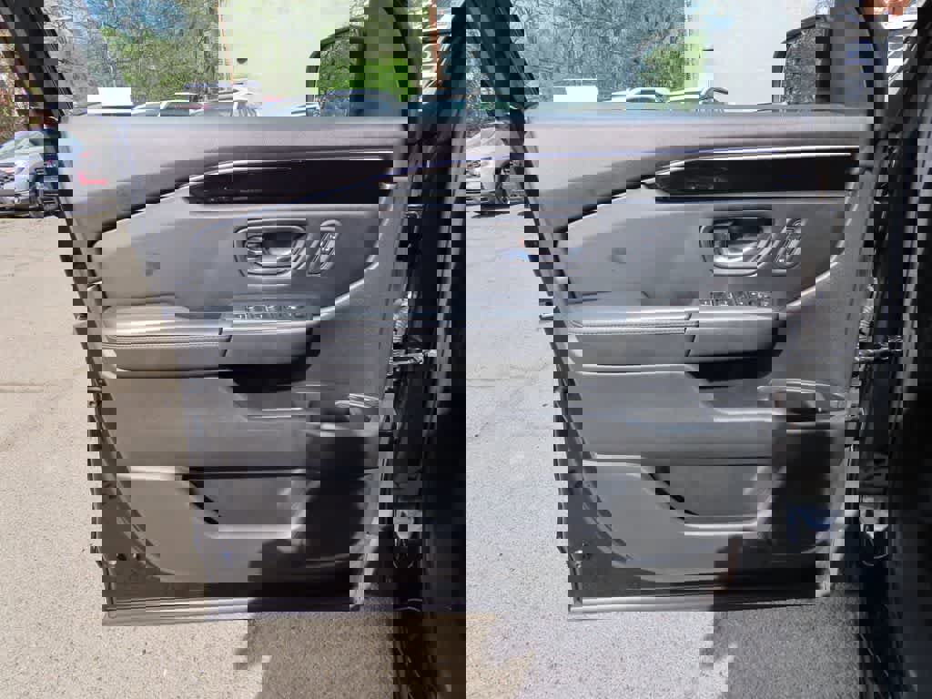 Certified 2023 Honda Pilot Touring image 19