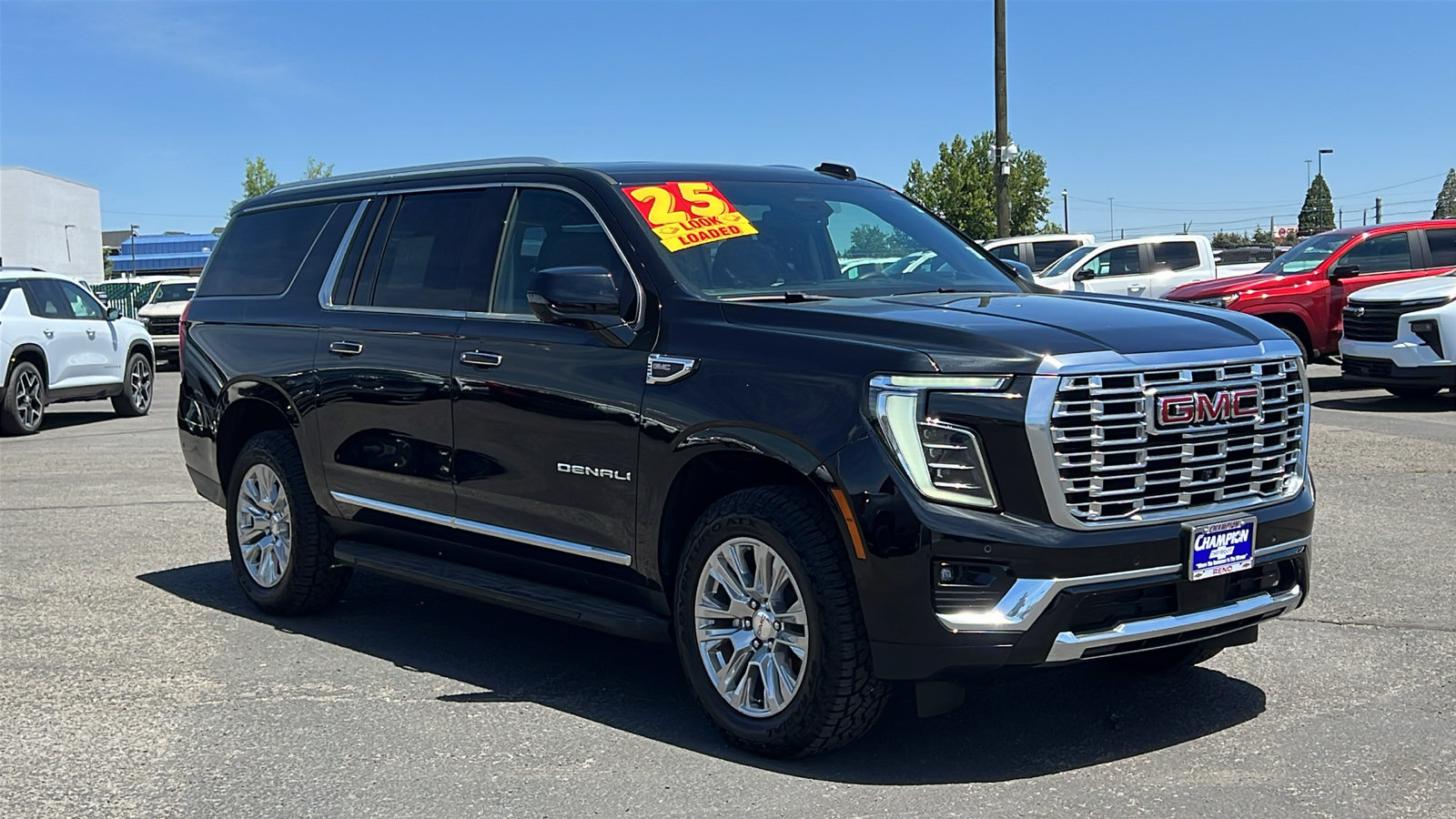 Certified 2025 GMC Yukon XL Denali AWD/4WD image 3
