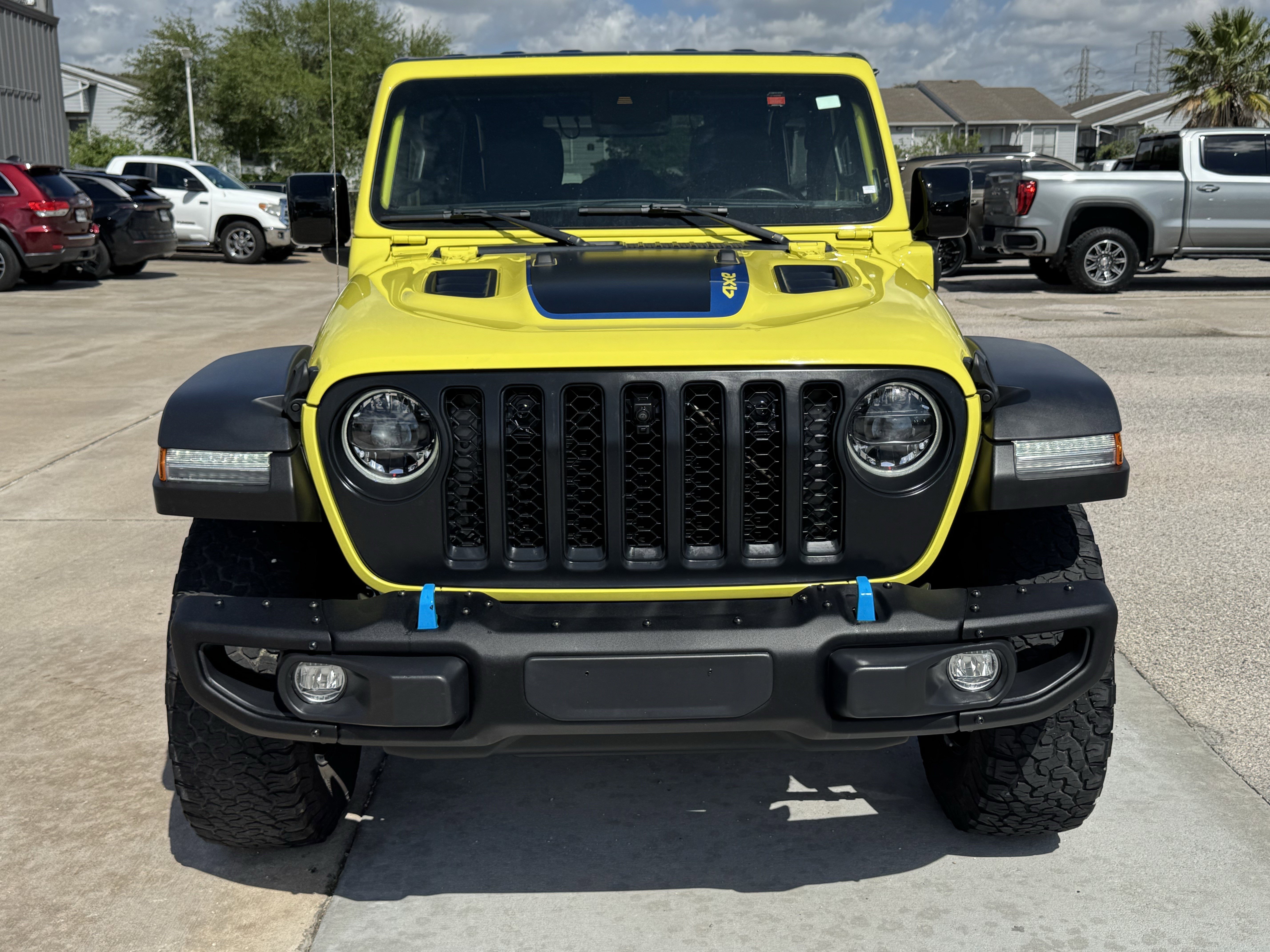 Used 2023 Jeep Wrangler Unlimited Rubicon 4xe w/ Steel Bumper Group image 3