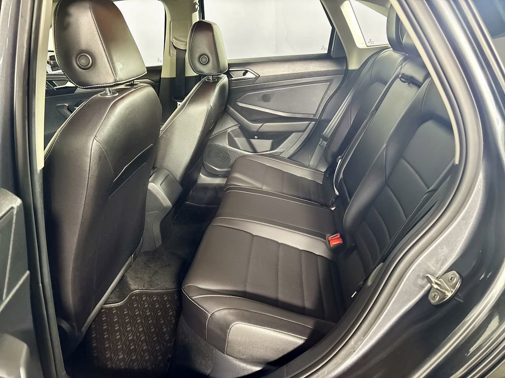 Certified 2022 Volkswagen Jetta SE w/ Panoramic Sunroof Package image 20