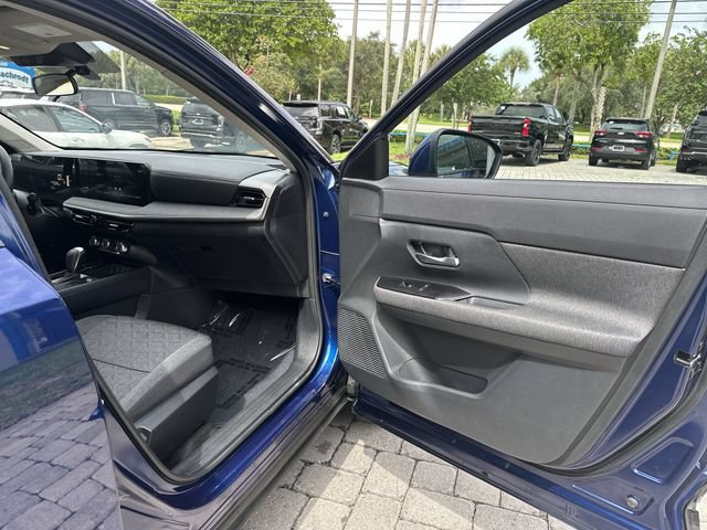 Used 2025 Nissan Kicks SV FWD image 23
