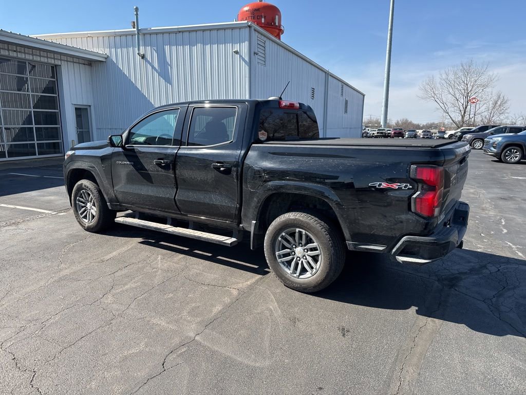 Used 2025 Chevrolet Colorado LT w/ LT Convenience Package image 6