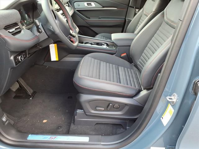New 2026 Ford Explorer ST-Line w/ ST-Line Street Pack AWD/4WD image 20