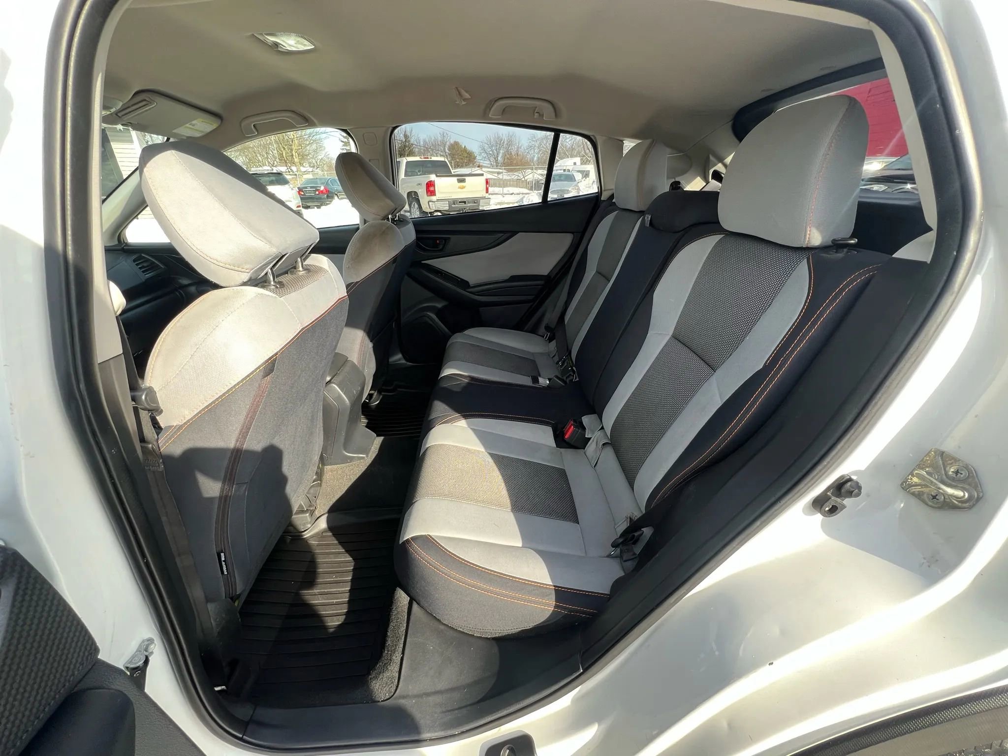 Used 2018 Subaru Crosstrek 2.0i Premium image 12