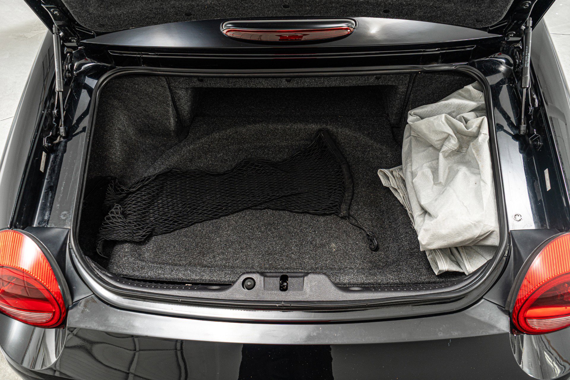 Used 2003 Ford Thunderbird image 20