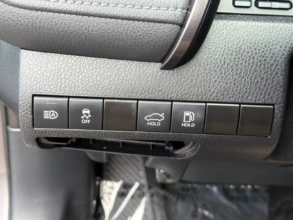 Used 2024 Toyota Camry SE FWD image 21