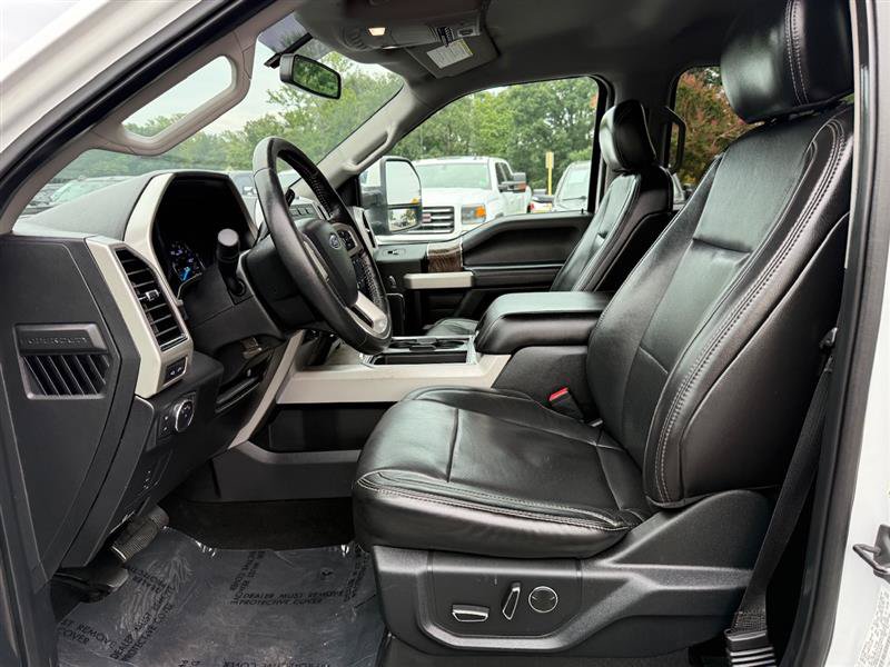 Used 2019 Ford F250 Lariat w/ Lariat Value Package AWD/4WD image 29