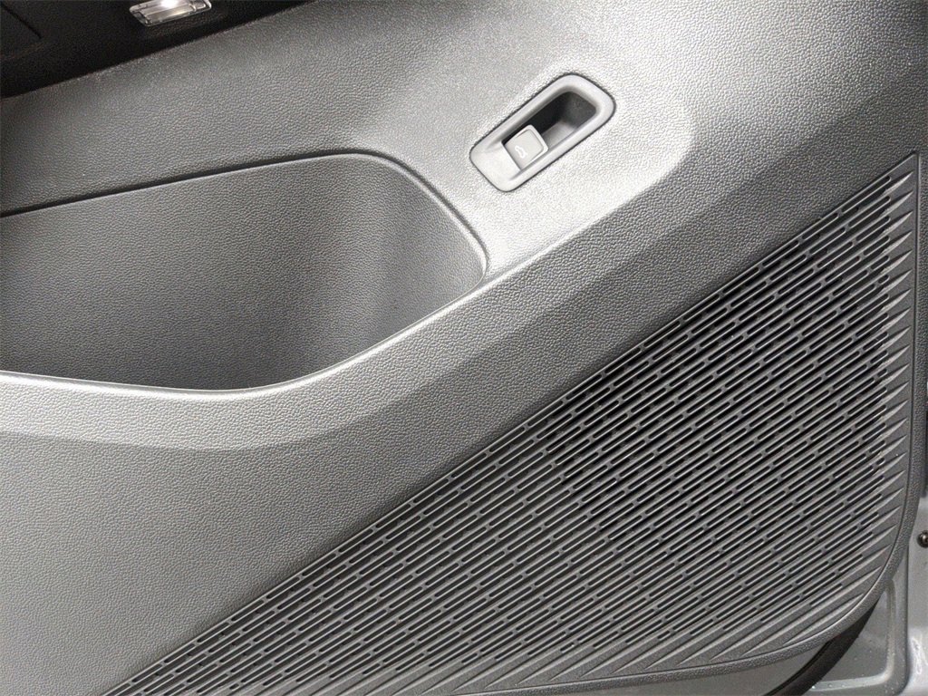 New 2025 Volkswagen Atlas SEL image 29