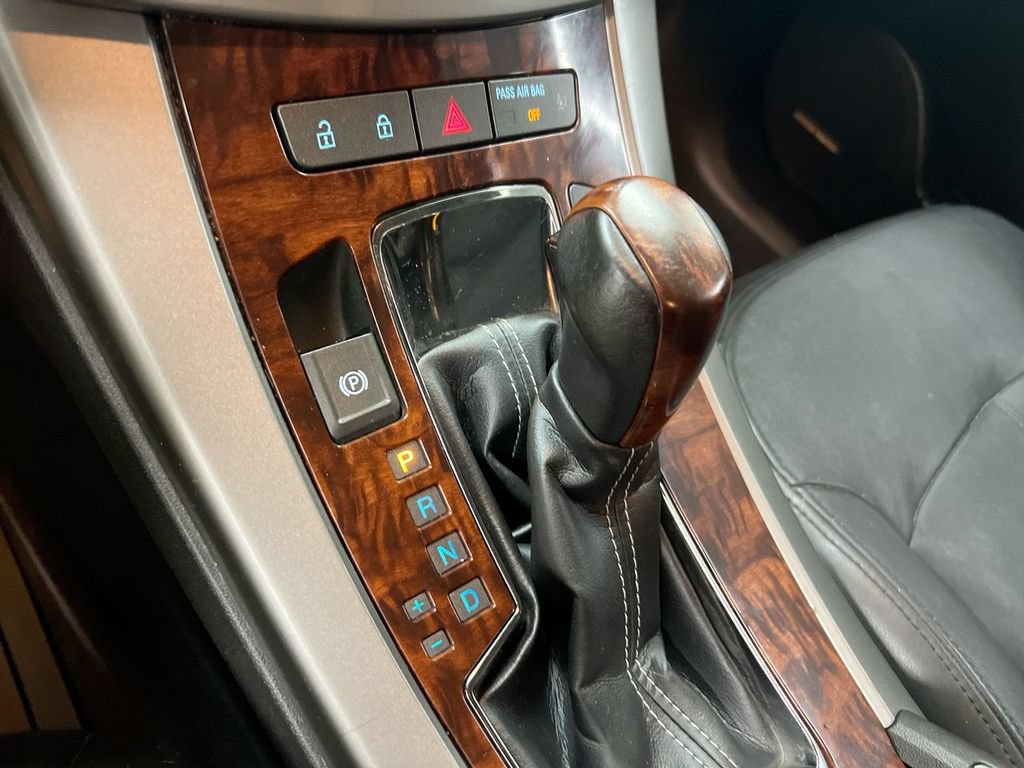 Used 2013 Buick LaCrosse Leather FWD image 16