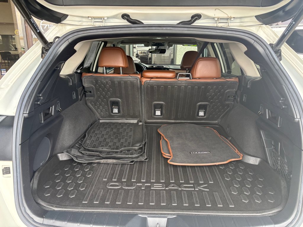 Used 2020 Subaru Outback Touring XT AWD/4WD image 31