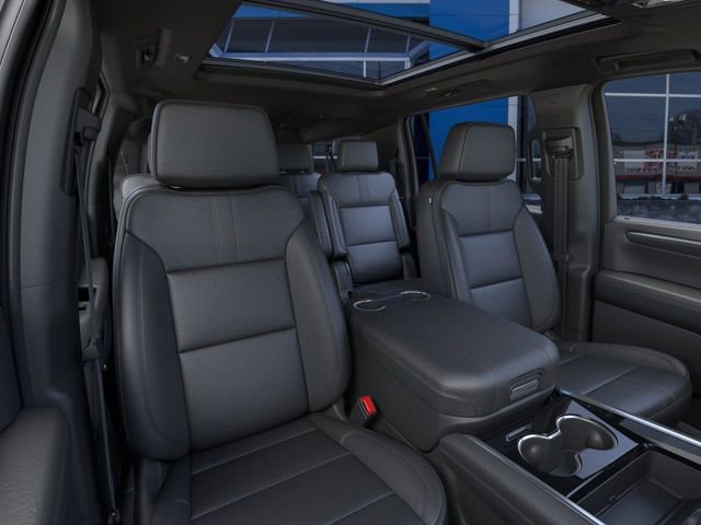 New 2026 Chevrolet Suburban RST w/ RST Capability Package AWD/4WD image 17