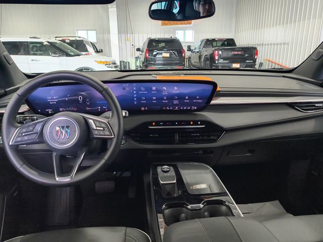 Used 2025 Buick Enclave Preferred AWD/4WD image 9