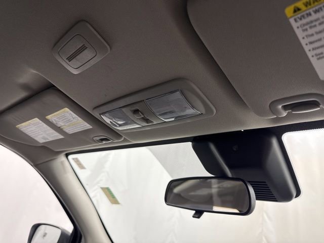 Used 2022 Nissan Frontier SV w/ Technology Package image 21