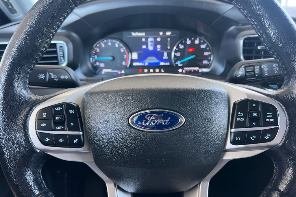 Used 2022 Ford Explorer Limited w/ Equipment Group 301A RWD image 25