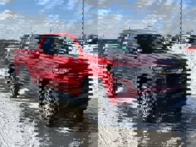 Used 2023 Chevrolet Colorado LT image 28