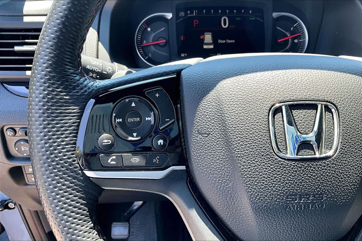 Certified 2024 Honda Passport Black Edition image 24