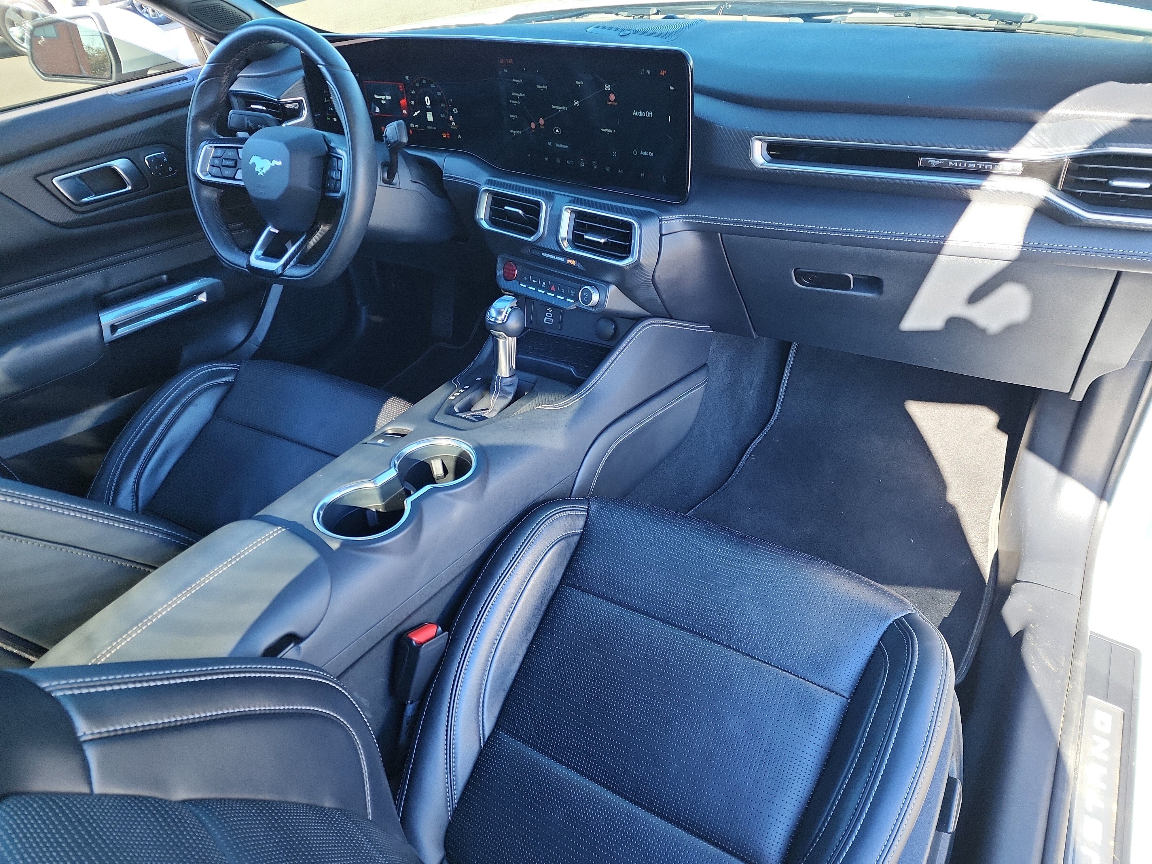 Used 2024 Ford Mustang GT Premium image 15