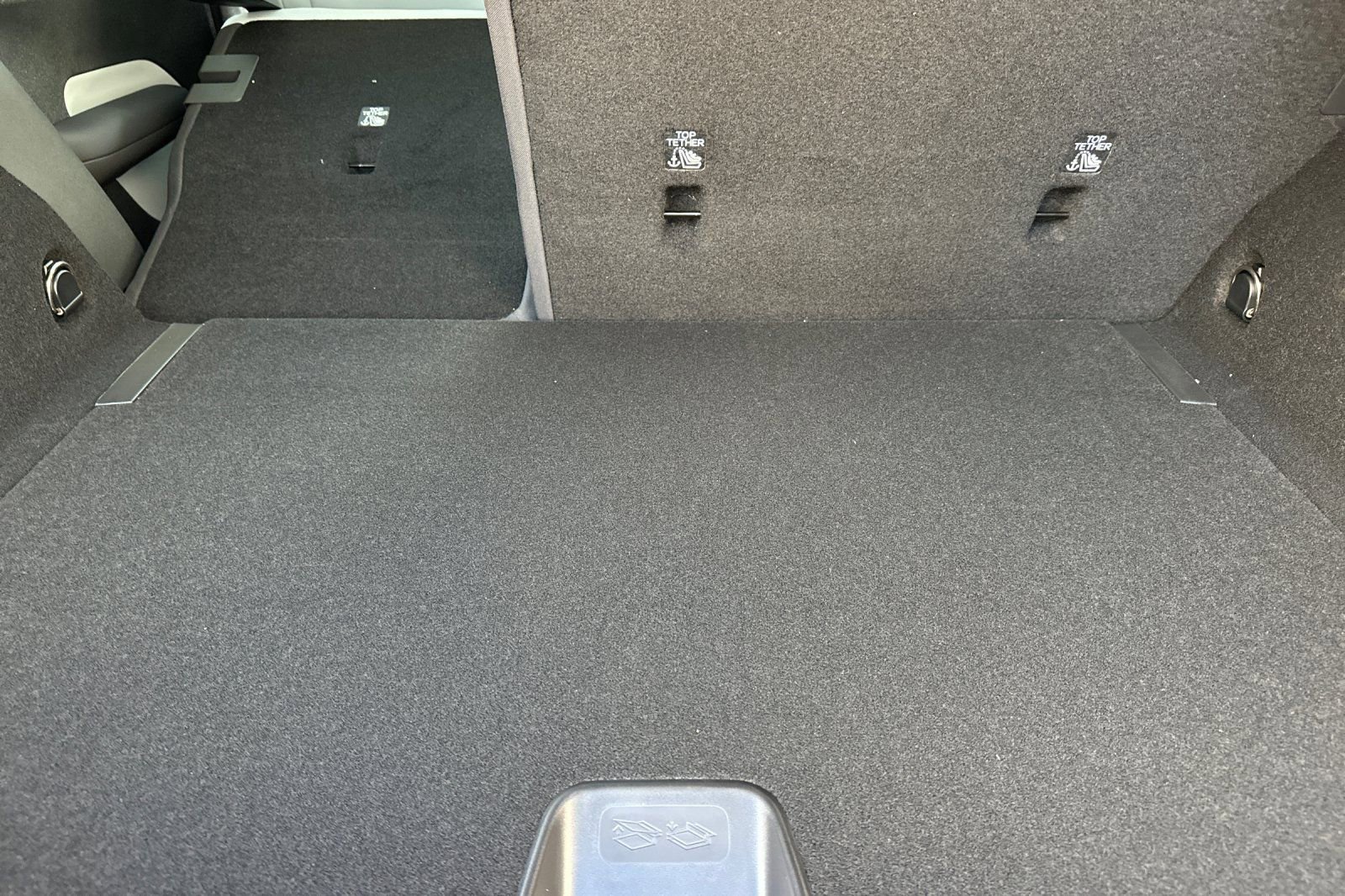 New 2026 Volvo EX30 Ultra w/ Climate Package image 16