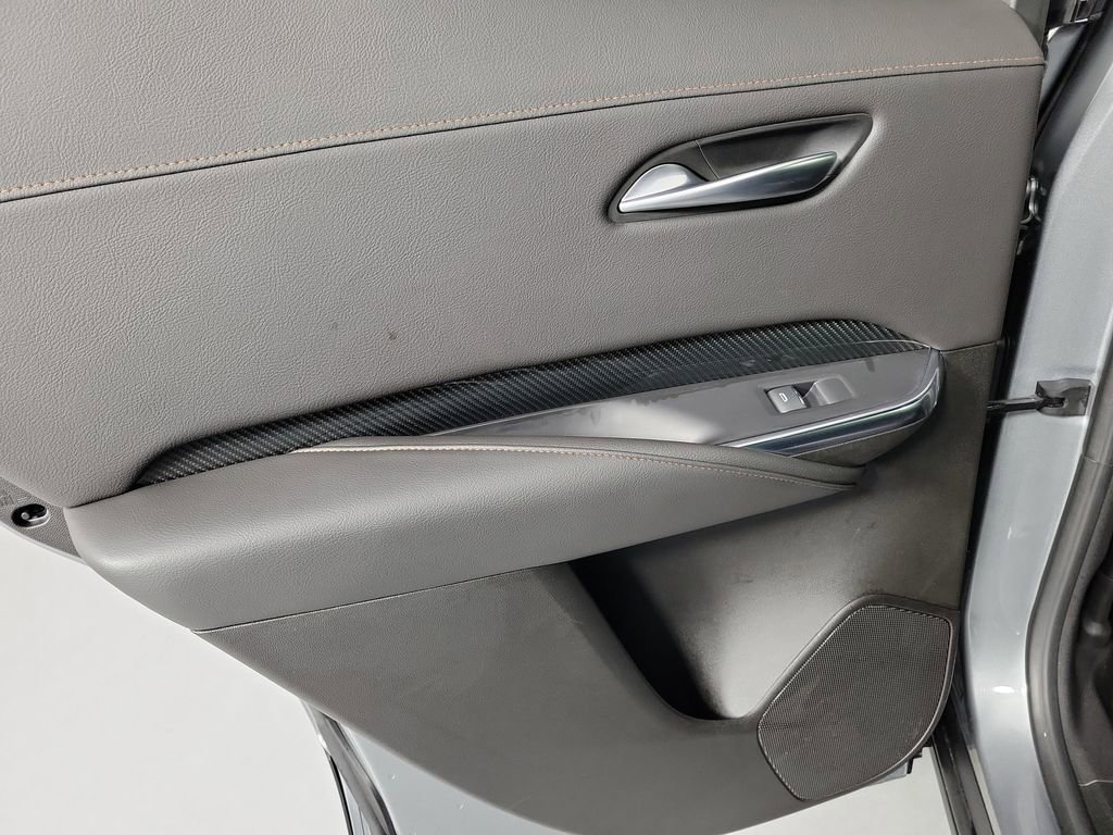 Used 2023 Cadillac XT4 Sport w/ Cold Weather Package FWD image 13