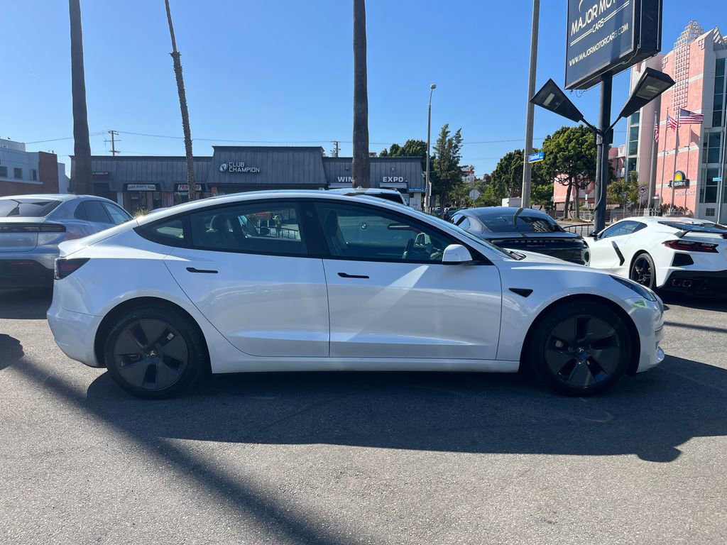 Used 2023 Tesla Model 3 Standard Range RWD image 4