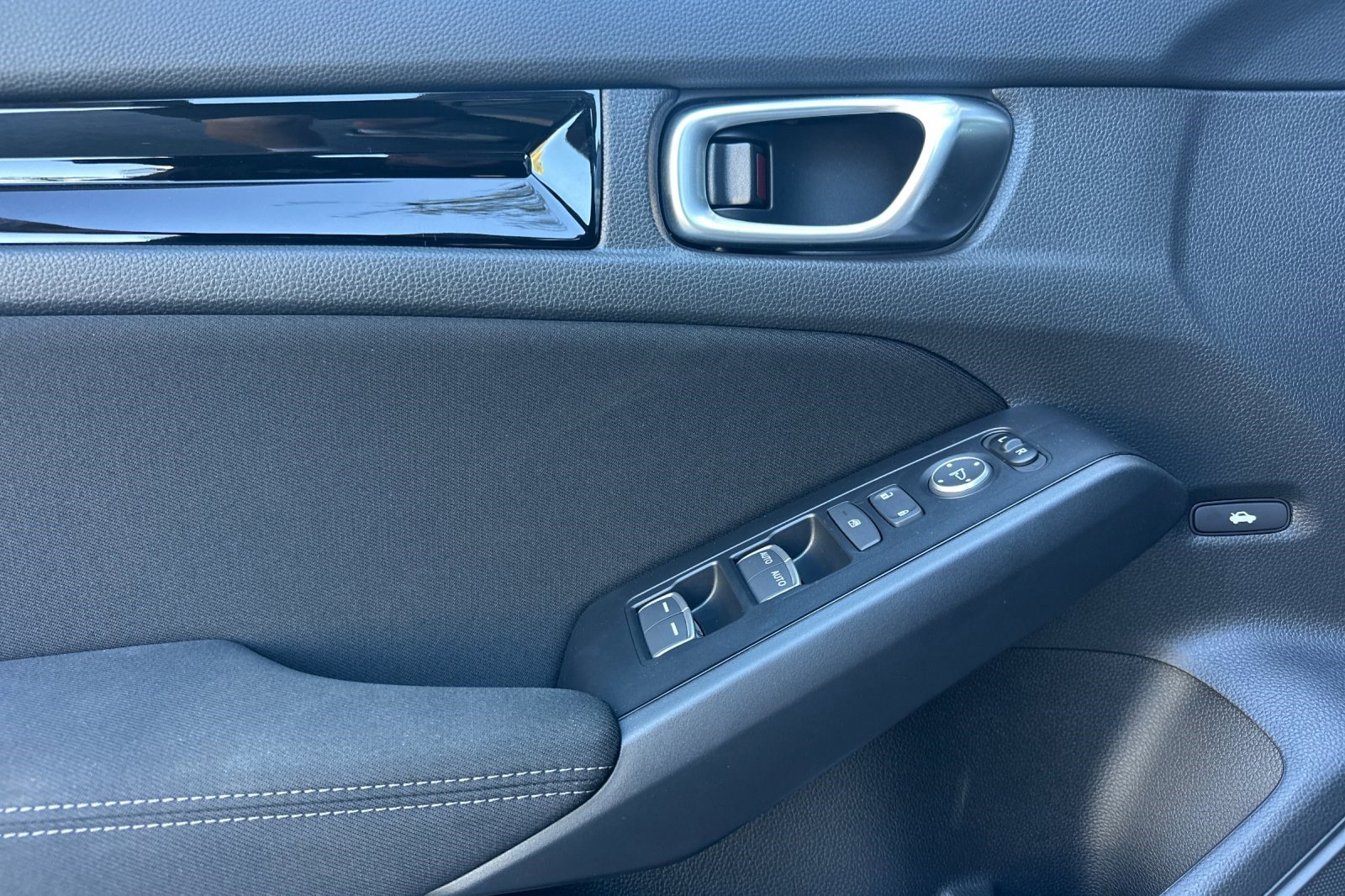 Used 2026 Honda Civic Sport image 12