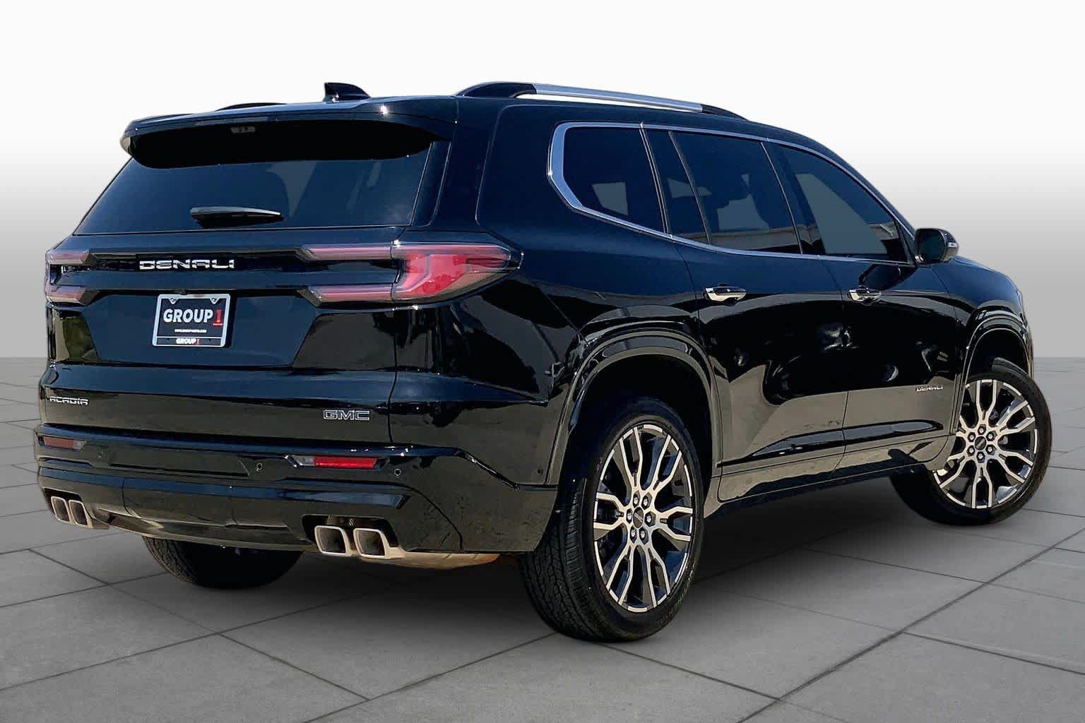 Used 2026 GMC Acadia Denali Ultimate w/ LPO, Floor Liner Package FWD image 13