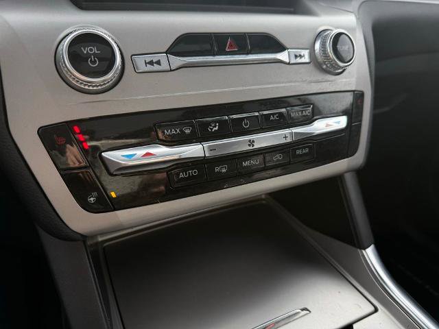 Certified 2022 Ford Explorer XLT w/ Equipment Group 202A image 21