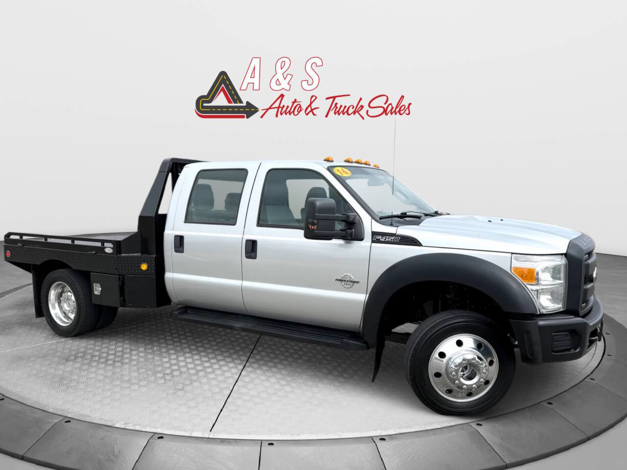 Used 2016 Ford F450 XL w/ Power Equipment Group AWD/4WD image 1