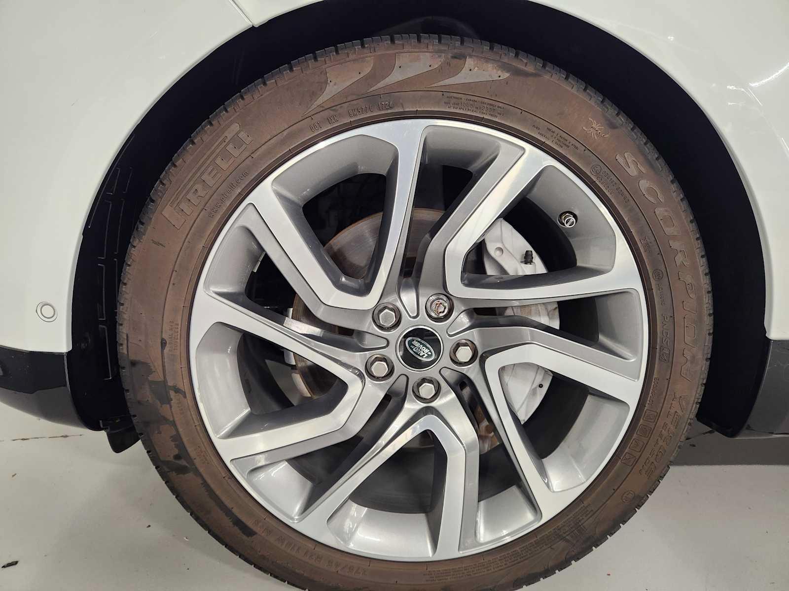 Used 2020 Land Rover Range Rover Sport HSE AWD/4WD image 8