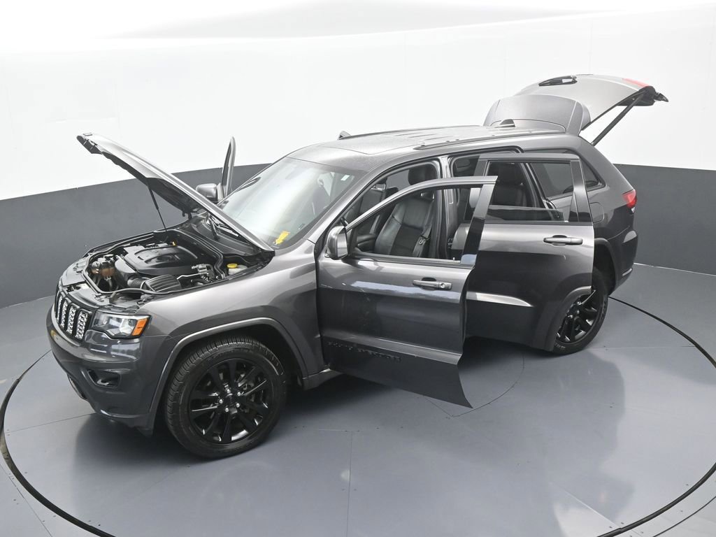 Used 2019 Jeep Grand Cherokee Altitude image 57
