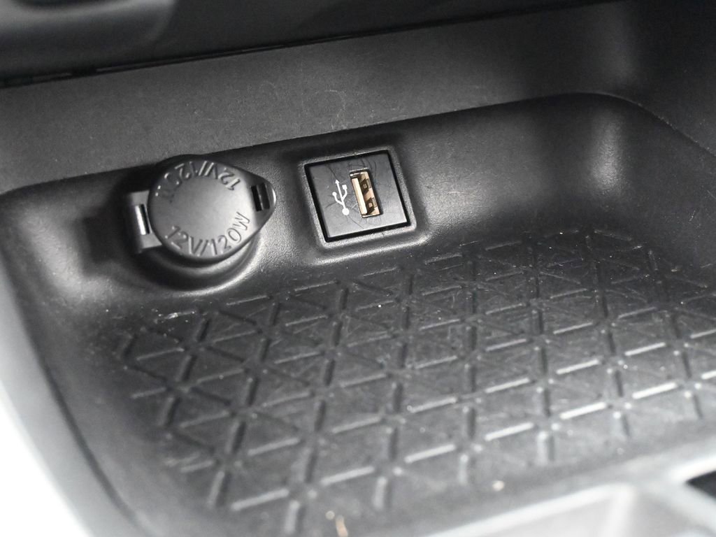 Used 2024 Toyota RAV4 XLE image 26