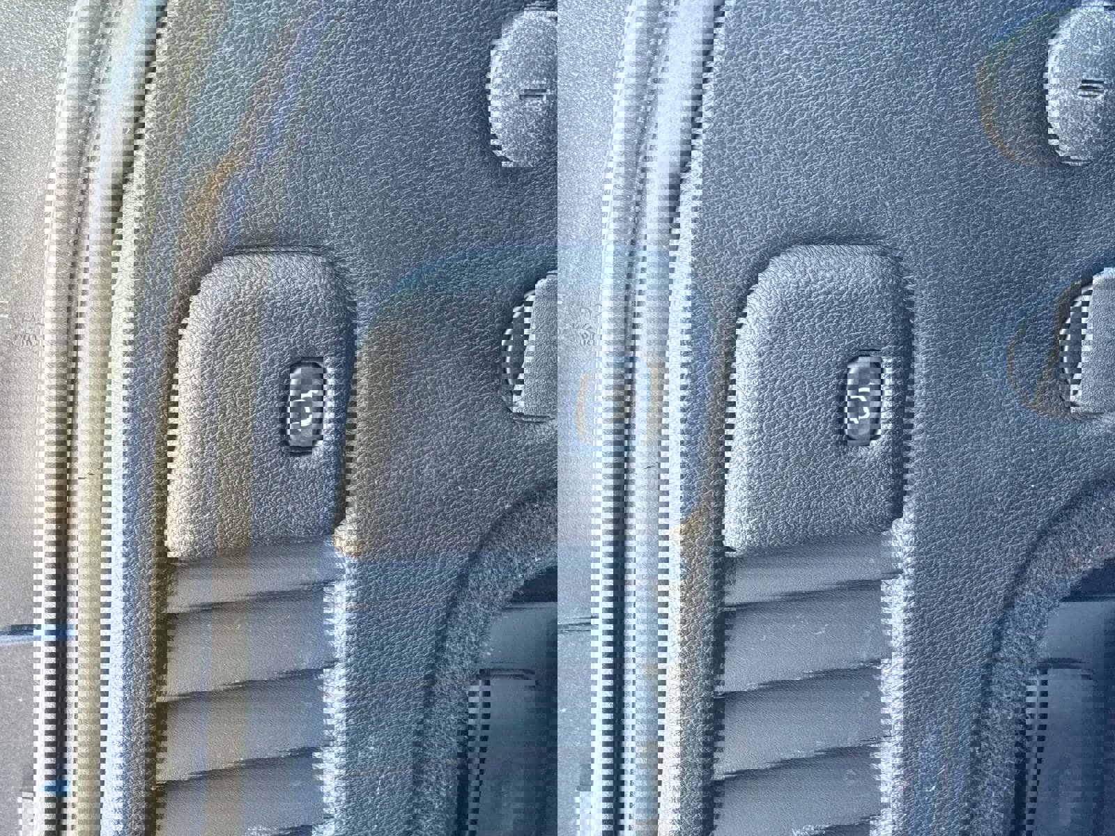 Certified 2017 Jeep Grand Cherokee Altitude image 12