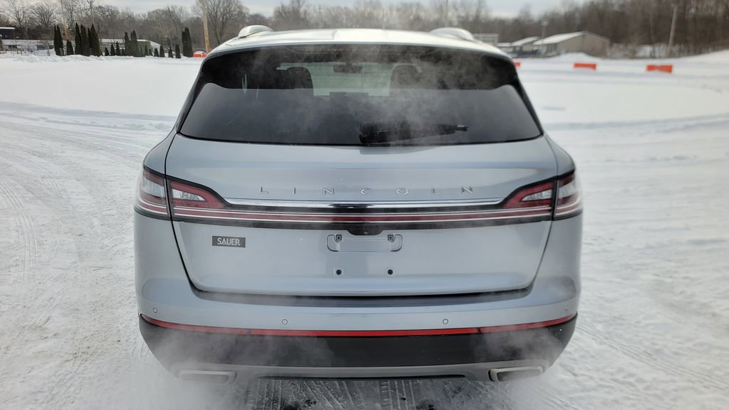 Used 2021 Lincoln Nautilus Reserve w/ Cargo Utility Package image 10