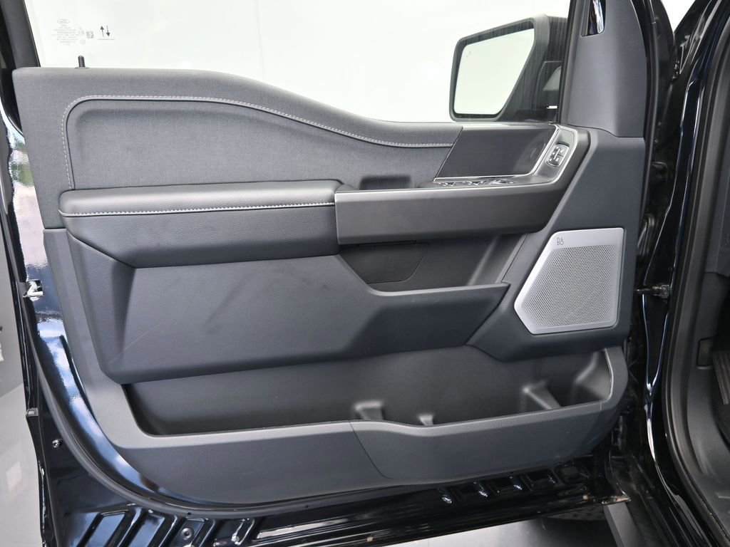 New 2025 Ford F150 Lariat w/ Equipment Group 502A High image 15