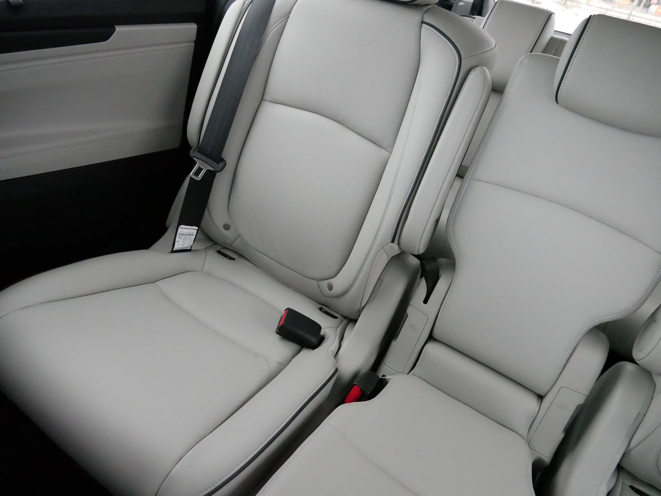 Certified 2026 Honda Odyssey Touring image 12