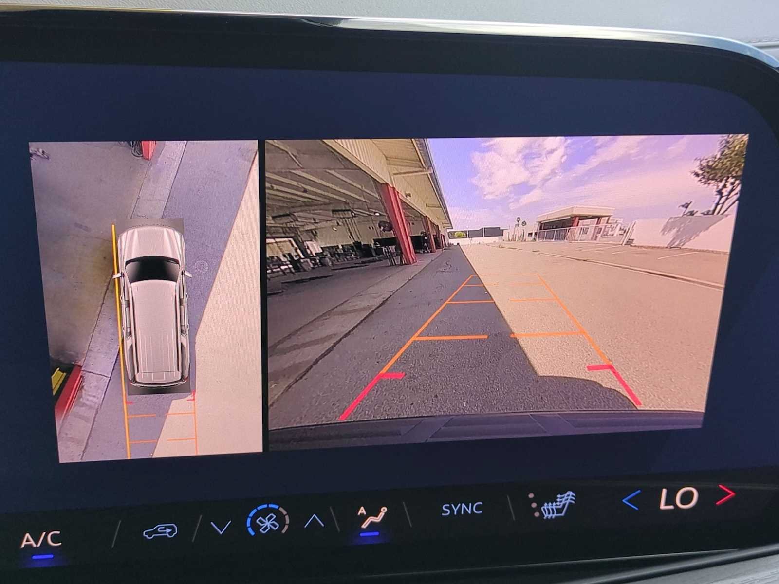 New 2026 Chevrolet Suburban LT RWD image 20