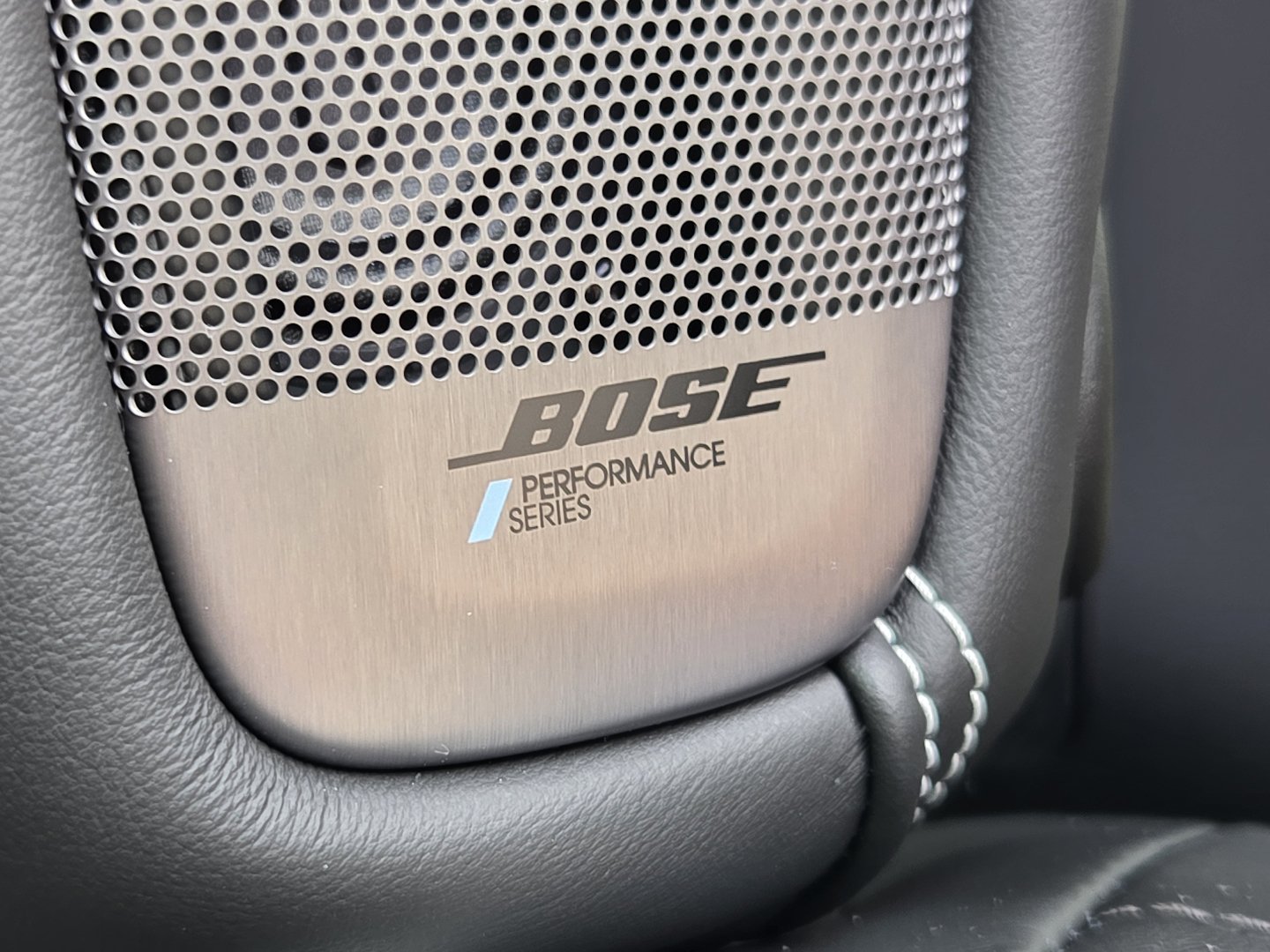 New 2026 GMC Yukon AT4 Ultimate AWD/4WD image 14