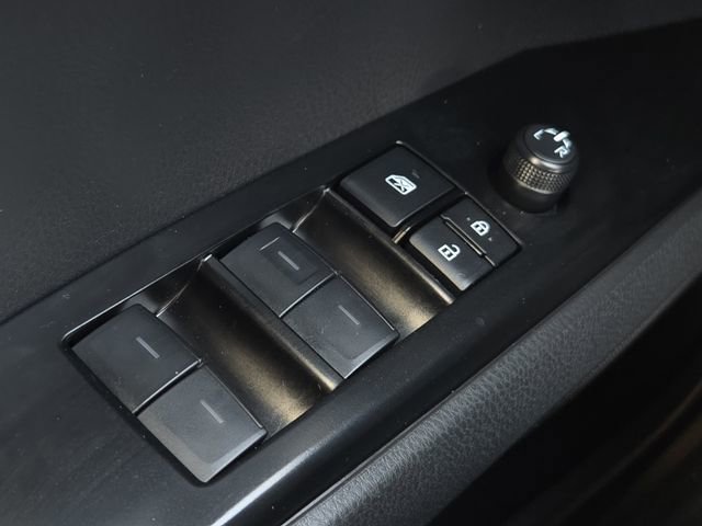 Certified 2025 Toyota Camry SE AWD/4WD image 27