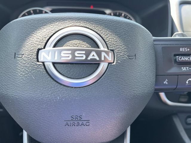 Used 2025 Nissan Rogue SV AWD/4WD image 32