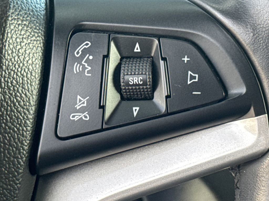 Used 2019 Chevrolet Trax LT w/ LT Convenience Package FWD image 33
