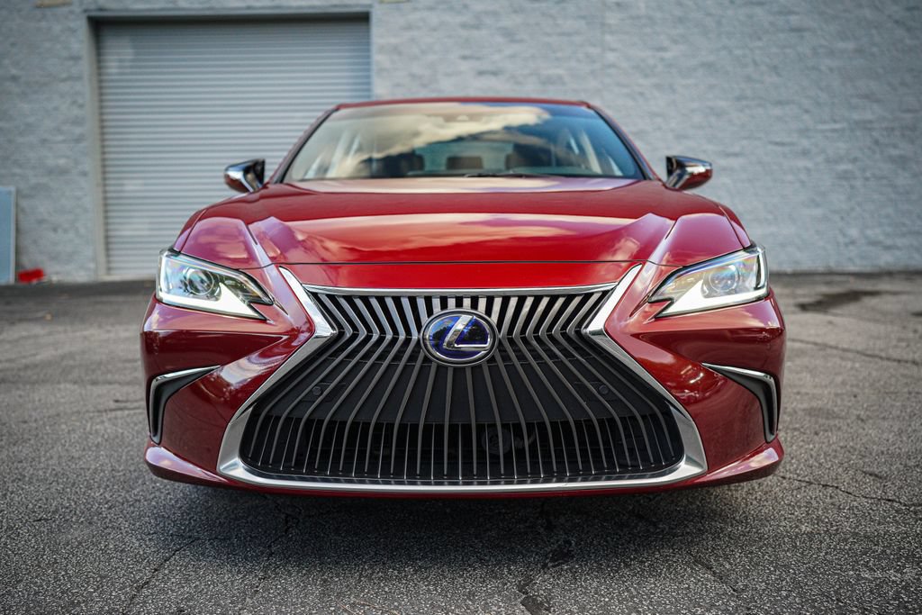 Used 2021 Lexus ES 300h w/ Premium Package FWD image 4