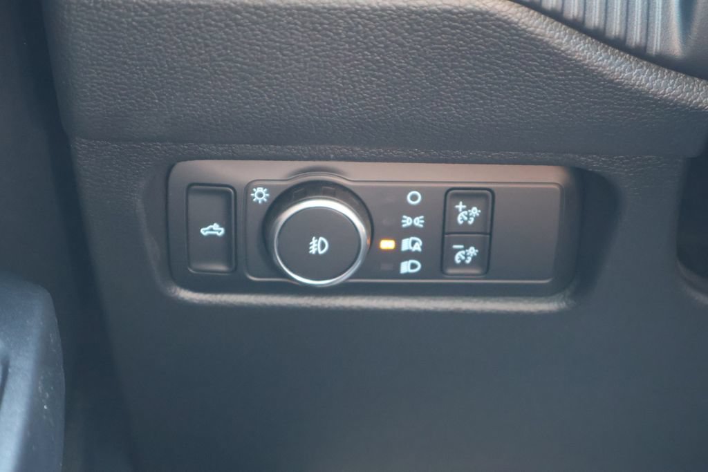 Used 2025 Ford Ranger XLT AWD/4WD image 16