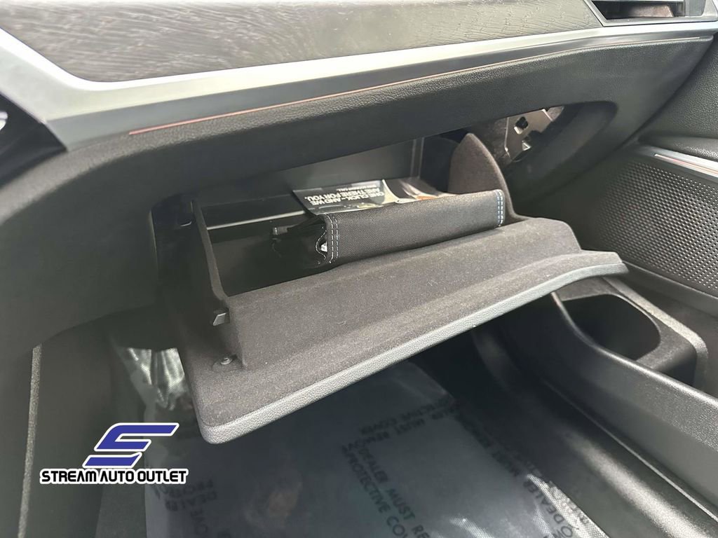 Used 2024 BMW 330i xDrive Sedan image 32