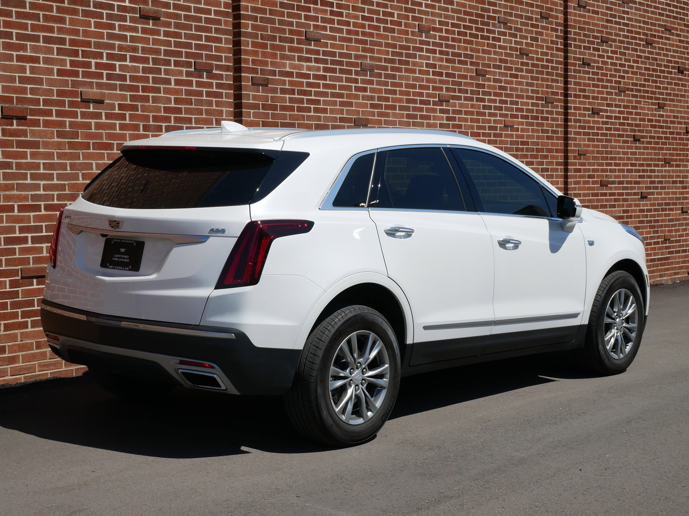 Certified 2022 Cadillac XT5 Premium Luxury FWD image 25