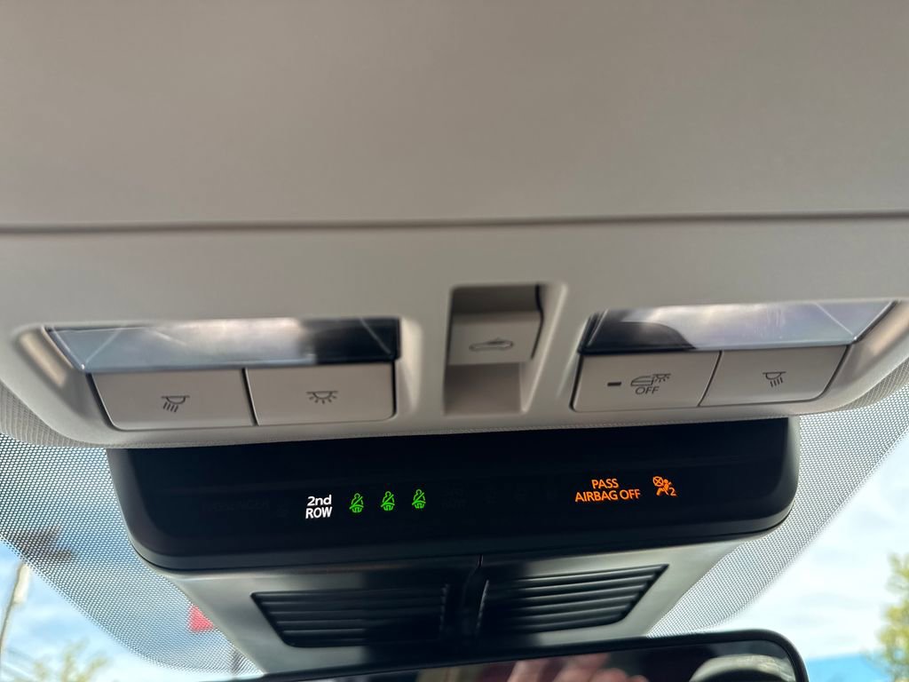 Used 2025 MAZDA CX-50 AWD 2.5 Hybrid w/ Premium Pkg image 27