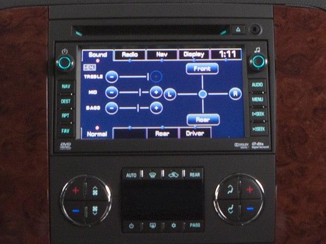 Used 2014 Chevrolet Suburban LT RWD image 35