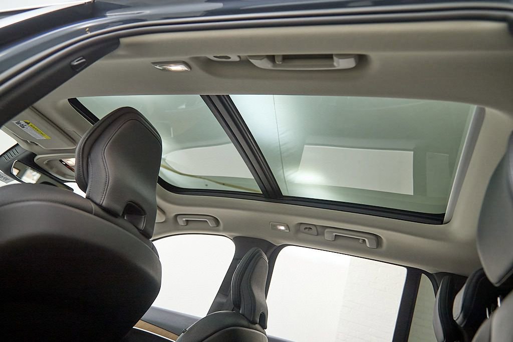 Certified 2023 Volvo XC90 B6 Plus w/ Protection Package image 28